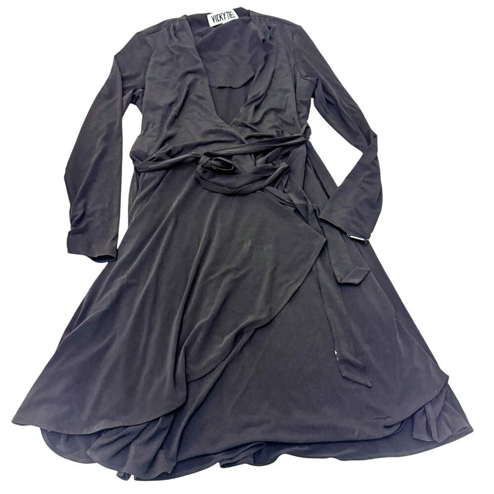 Vicky Tiel Black Wrap Around Long Sleeve Fringe Dress Size 4 NWT